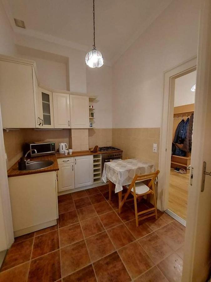 Alfoeldi Palace Apartman Debrecen Exterior foto
